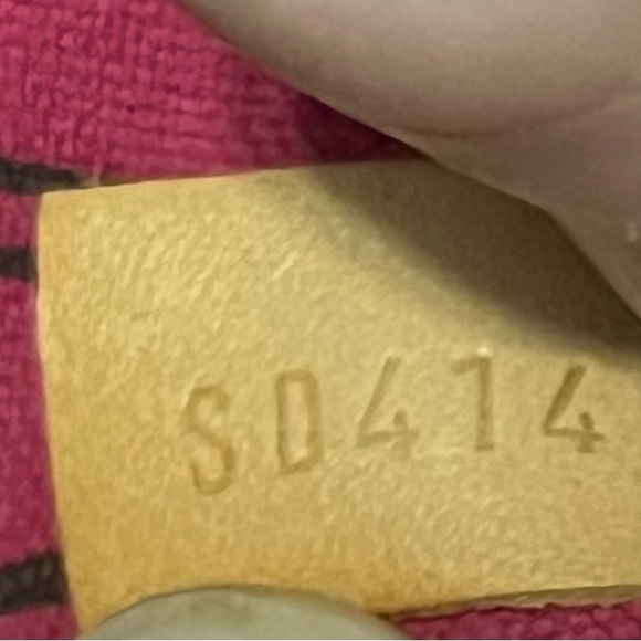 Louis Vuitton Neverfull GM - Picture 12 of 12